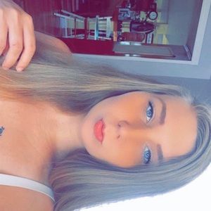 Meet your Posher, Chelsey